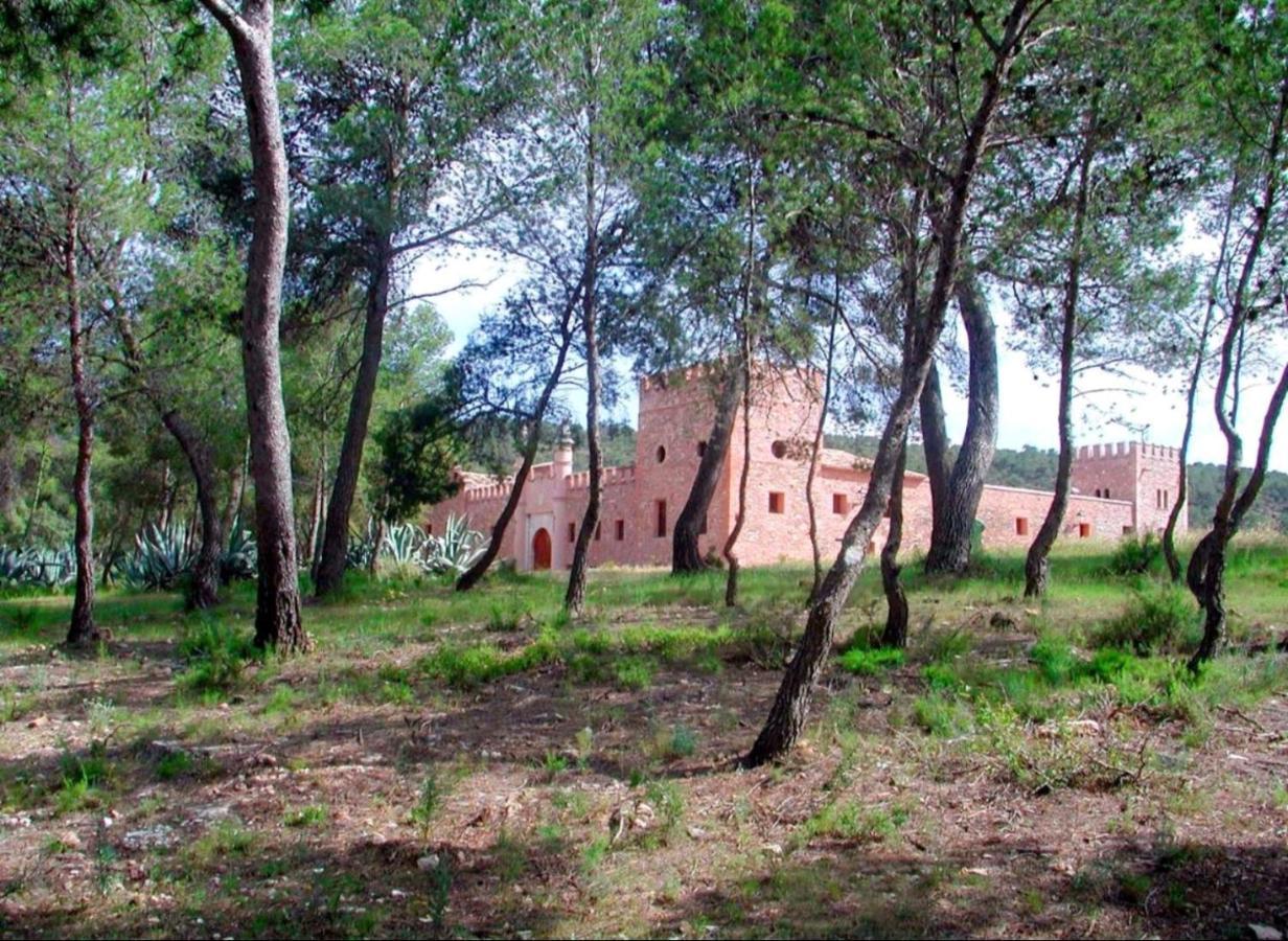 Masía de San Juan, casa rural renovada en Castillo con piscina y Aire Acondicionado Segorbe  Exterior foto
