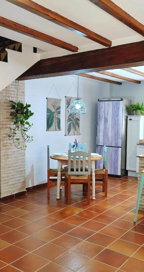 Masía de San Juan, casa rural renovada en Castillo con piscina y Aire Acondicionado Segorbe  Exterior foto