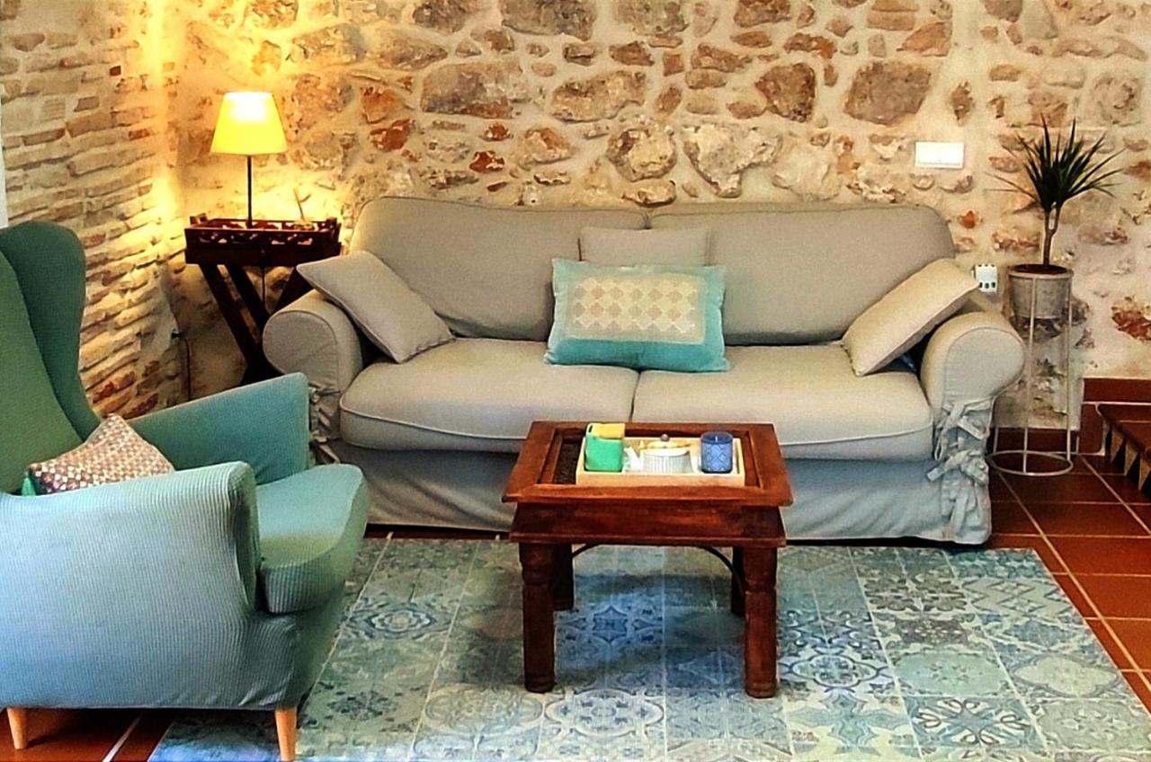 Masía de San Juan, casa rural renovada en Castillo con piscina y Aire Acondicionado Segorbe  Exterior foto