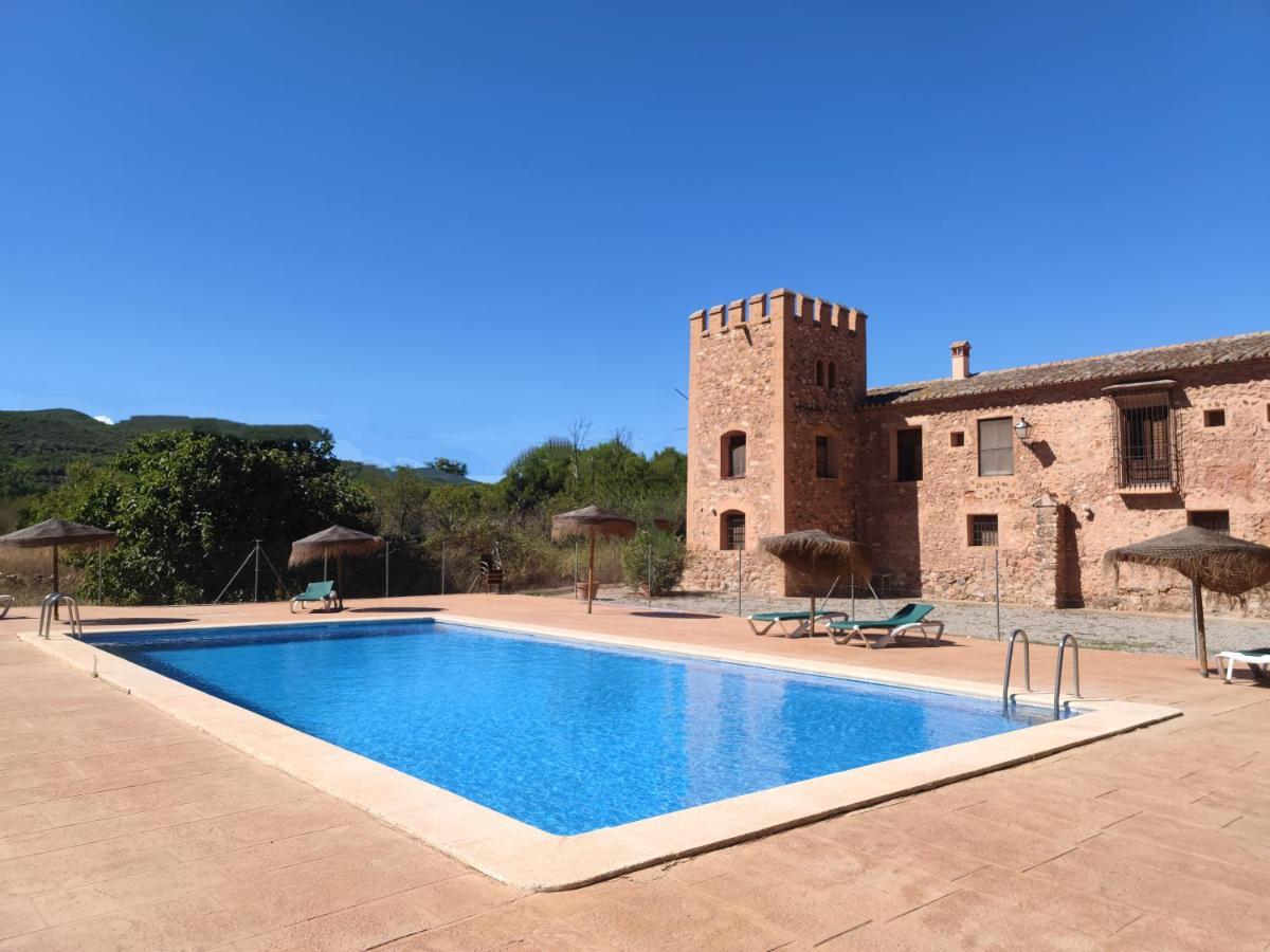 Masía de San Juan, casa rural renovada en Castillo con piscina y Aire Acondicionado Segorbe  Exterior foto