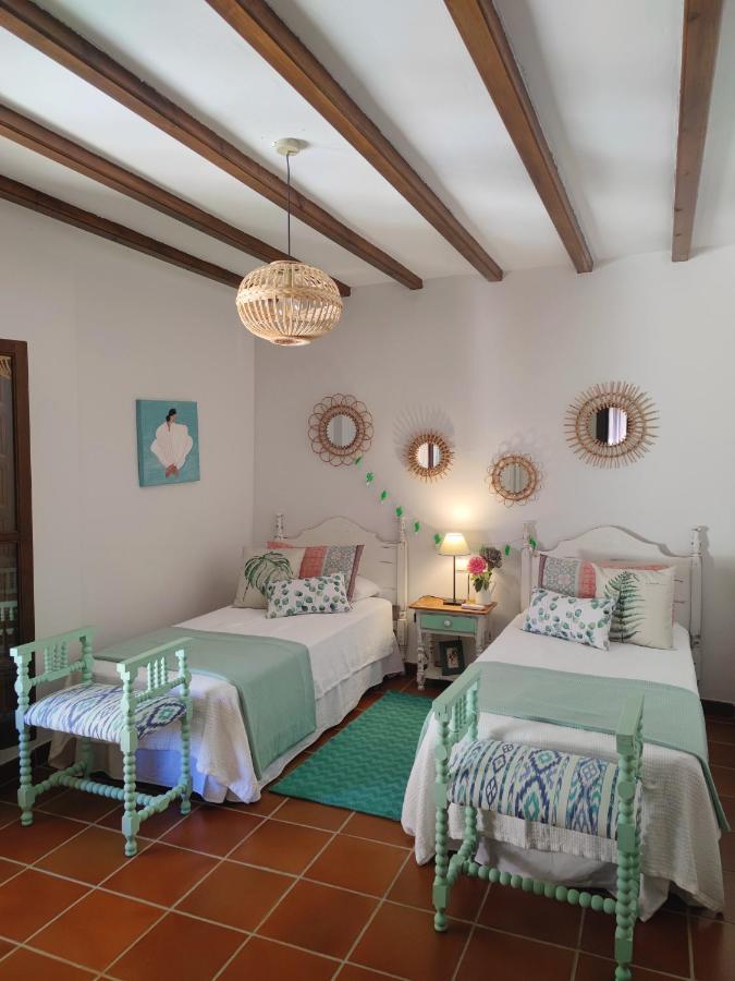 Masía de San Juan, casa rural renovada en Castillo con piscina y Aire Acondicionado Segorbe  Exterior foto