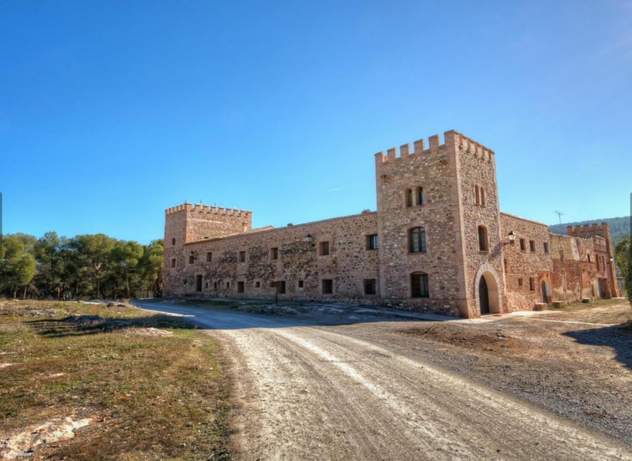 Masía de San Juan, casa rural renovada en Castillo con piscina y Aire Acondicionado Segorbe  Exterior foto