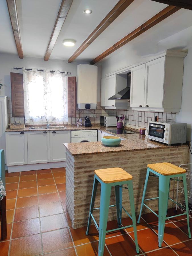 Masía de San Juan, casa rural renovada en Castillo con piscina y Aire Acondicionado Segorbe  Exterior foto