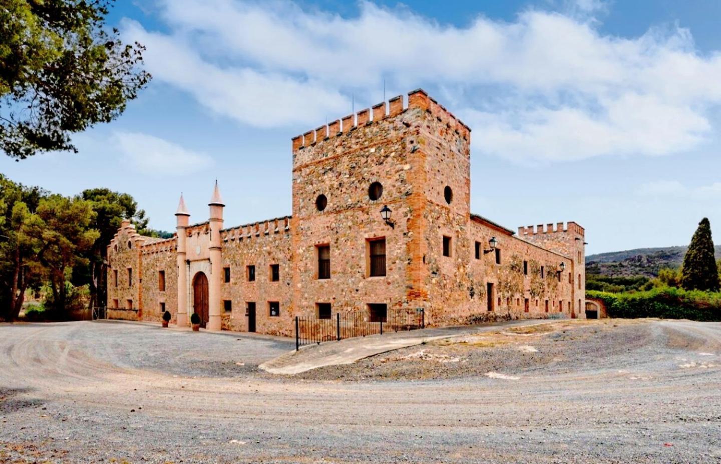 Masía de San Juan, casa rural renovada en Castillo con piscina y Aire Acondicionado Segorbe  Exterior foto